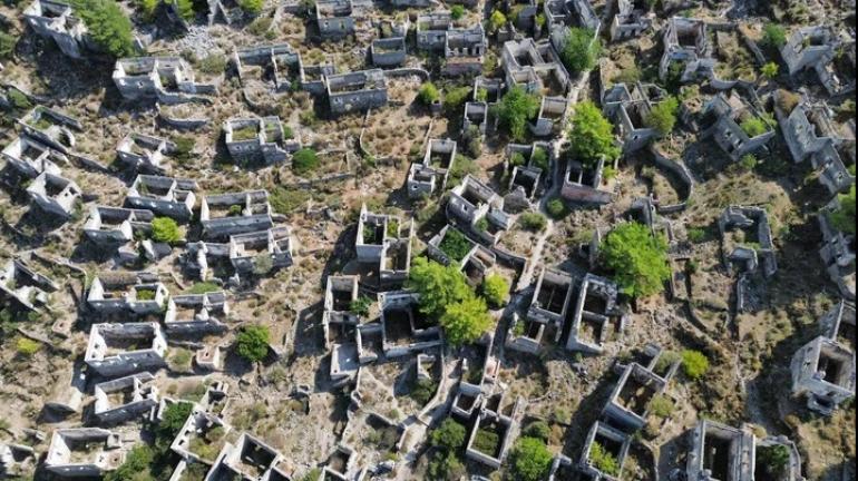 Σήμερα: «Λιβίσι: Παρελθόν, παρόν, μέλλον. Ιστορικό και αρχιτεκτονικό οδοιπορικό σε έναν ελληνικό οικισμό της Μ. Ασίας».