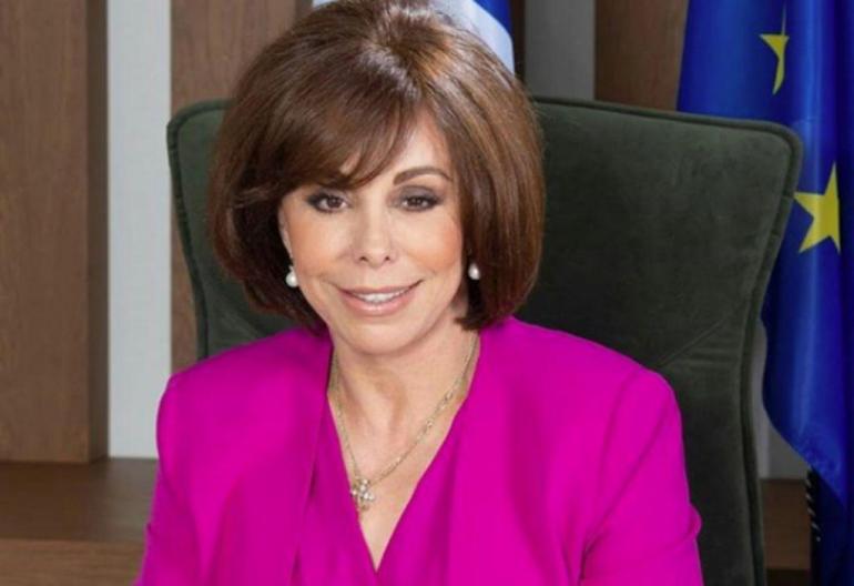 Δείτε τη Βούλα Πατουλίδου όπως δεν την έχετε ξαναδεί (ΦΩΤΟ)