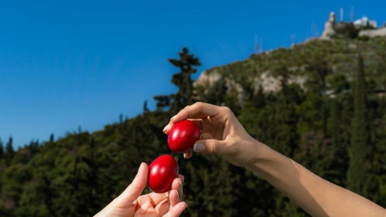 Κυριακή του Πάσχα με καλό καιρό -Πού θα βρέξει
