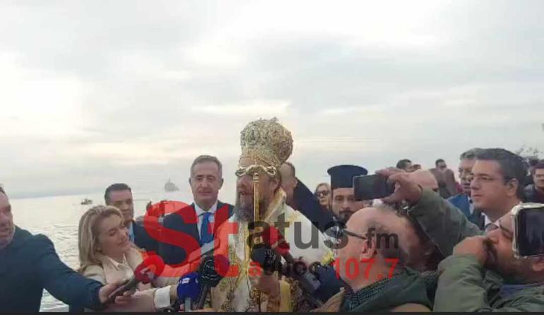 Μητροπολίτης Θεσσαλονίκης Φιλόθεος: Εύχομαι η ζωή όλων μας να είναι φωτεινή