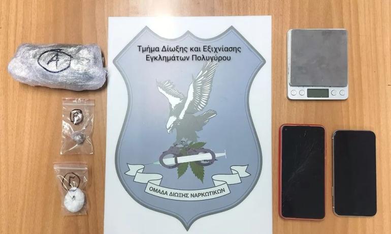 Χαλκιδική: Σύλληψη δύο ατόμων που έκρυβαν στο σπίτι τους κάνναβη και κοκαΐνη