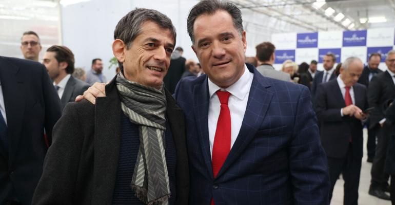Αποθεώνει ο Καρανίκας το 1566 - «Εχεις καλοπροαίρετη διάθεση, σπάνιο για Αριστερό» σχολίασε ο Άδωνις Γεωργιάδης