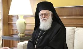 Ζωντανά η εξόδιος ακολουθία του Αρχιεπισκόπου Αναστάσιου (LIVE)