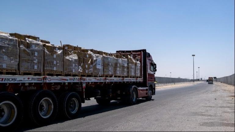 Δύο νεκροί στη Γάζα κατά τη λεηλασία οχηματοπομπής του Παγκόσμιου Επισιτιστικού Προγράμματος