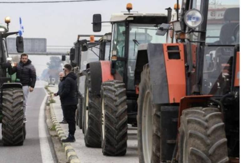 ΤΩΡΑ-Θεσσαλονίκη – Κλειστή μέχρι τις 14:00 η Εγνατία Οδός στο Δερβένι – Δίωρος αποκλεισμός στη Χαλκηδόνα