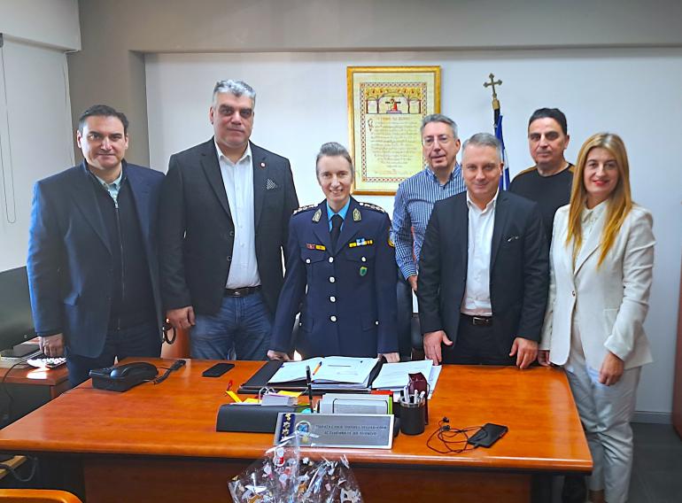 Με τη Διευθύντρια Τροχαίας Θεσσαλονίκης συναντήθηκε ο πρόεδρος του Ε.Ε.Θ.