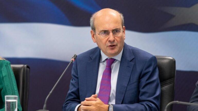 Χατζηδάκης: Το νερό είναι και παραμένει δημόσιο αγαθό, να συζητήσουμε για αυτό χωρίς fake news