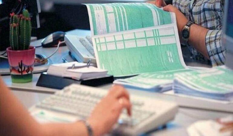 Φορολογικές δηλώσεις: Λάθη και καθυστερήσεις «τορπιλίζουν» την αυτοματοποιημένη διαδικασία