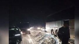 ΗΧΗΤΙΚΟ - Έλληνες εγκλωβίστηκαν εν μέσω χιονοθύελλας στο δρόμο για Βιέννη - Επιβάτης μίλησε στον Status 107.7