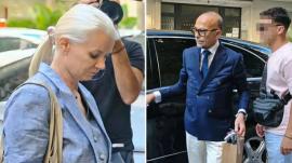 Για θανατηφόρα έκθεση κατηγορούνται οι γιατροί Γάκα και Θεοδωρόπουλος: Οι αντιφάσεις για τον θάνατο του Μαζωνάκη και το «χαμένο» τρίωρο στην κλινική
