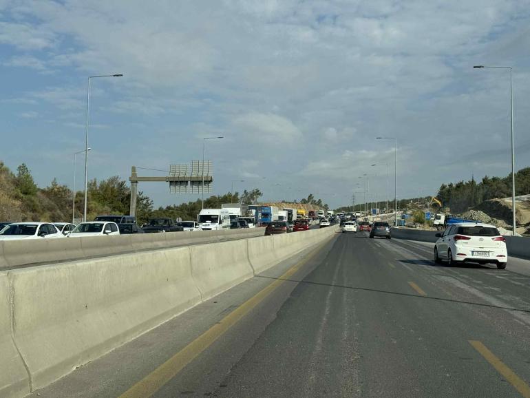 ΤΩΡΑ: Καραμπόλα στην Περιφερειακή της Θεσσαλονίκης
