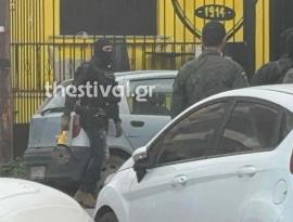 Θεσσαλονίκη: Προσήχθη ηγετικό στέλεχος του Super 3 μετά την έφοδο της ΕΛ.ΑΣ. – Συνεχίζονται οι έρευνες