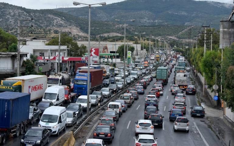 Κορυφώνεται η μεγάλη έξοδος του Δεκαπενταύγουστου – Τα μέτρα της Τροχαίας