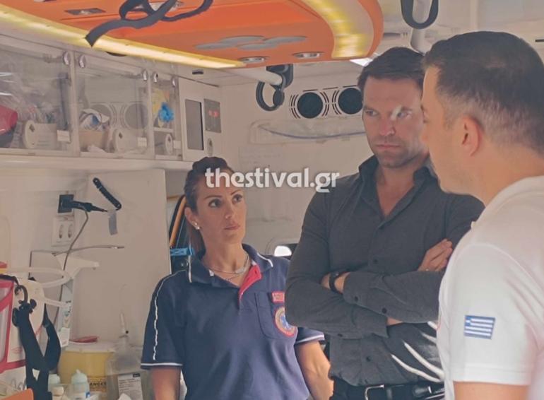 ΒΙΝΤΕΟ-Στέφανος Κασσελάκης: Η επίσκεψή του στο ΕΚΑΒ Θεσσαλονίκης και οι γνώσεις του από τον διασώστη Τάιλερ