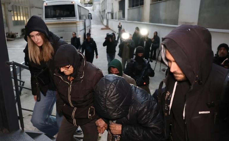 ΟΠΕΚΕΠΕ: Για βαριά κακουργήματα κατηγορούνται Χιλετζάκης, Λαμπράκης και οι 13 συλληφθέντες για τις παράνομες επιδοτήσεις