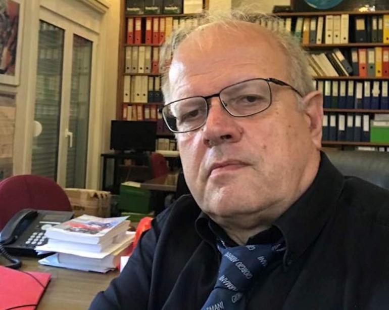 Τσελέντης: Τα δεδομένα ως τώρα δείχνουν ότι δεν έχουν ενεργοποιηθεί τα δύο ηφαίστεια - Παραμένει ο κίνδυνος για 6 Ρίχτερ
