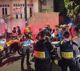 Νέα ομοβροντία πυραύλων από το Ιράν στο Ισραήλ με δύο νεκρούς - Χτυπήθηκε το εργοστάσιο πυρηνικής ενέργειας στη Μπουσέχρ