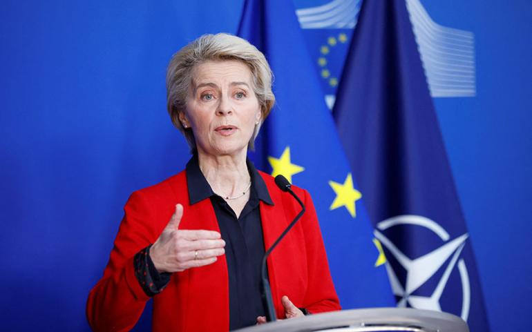 Φον ντερ Λάιεν: Υψίστης σημασίας η αποκατάσταση της ελεύθερης ναυσιπλοίας στα Στενά του Ορμούζ