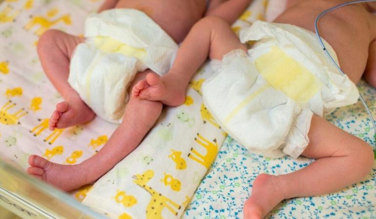 Τραγωδία στην Εύβοια: Νεκρά δίδυμα μωρά μετά από πρόωρο τοκετό στο σπίτι – Στο Νοσοκομείο Χαλκίδας η 29χρονη μητέρα