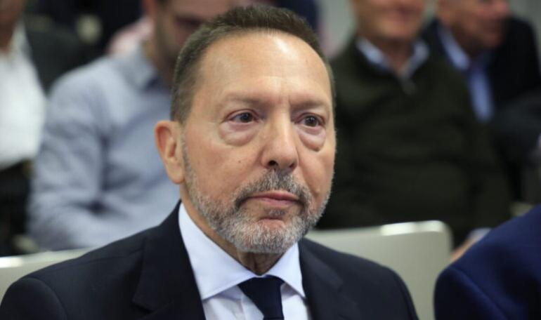 Βουλή: Ανανεώθηκε για τρίτη φορά η θητεία του Γιάννη Στουρνάρα στην Τράπεζα της Ελλάδος