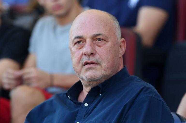 Εισαγγελική έρευνα μετά την προτροπή Μπέου “να μαυρίσουν στο ξύλο” υπαλλήλους του Οργανισμού Λιμένος Βόλου