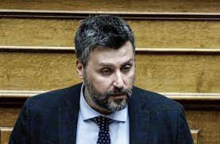 Γιάννης Καλλιάνος: Έπεσε θύμα διάρρηξης - Το βίντεο των 15 λεπτών και το μήνυμα στον διαρρήκτη