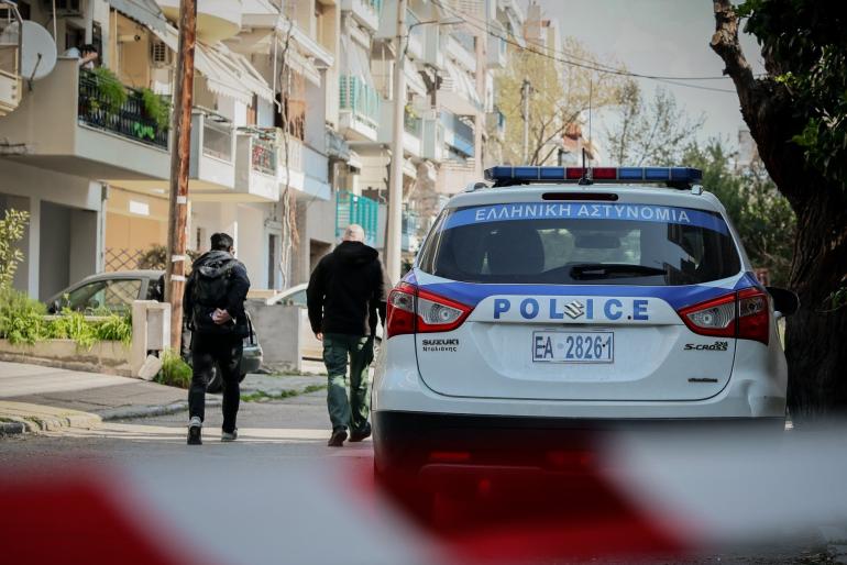 Θεσσαλονίκη: “Ξεκάθαρη δολοφονία σχετιζόμενη με την οπαδική βία”, λέει ο δικηγόρος του πατέρα του Κλεομένη