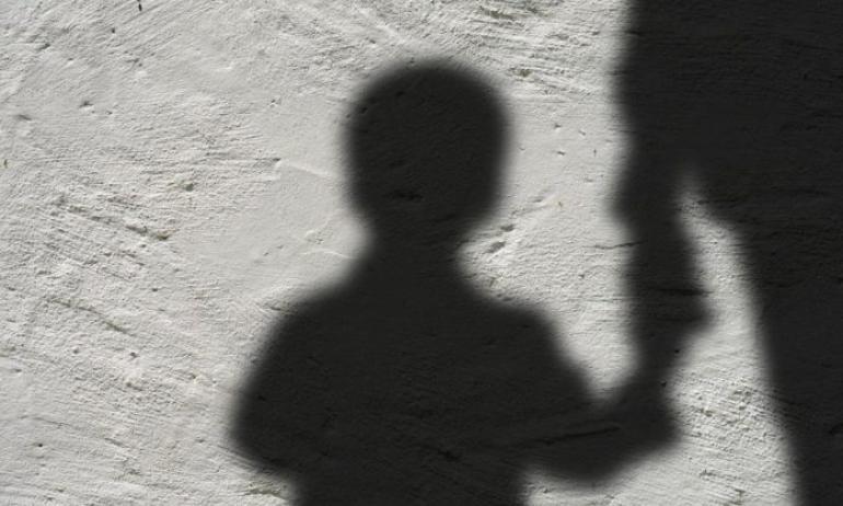 Φρίκη στη Θεσσαλονίκη: 37χρονος Πακιστανός κατηγορείται ότι ασέλγησε σε τρίχρονο αγοράκι
