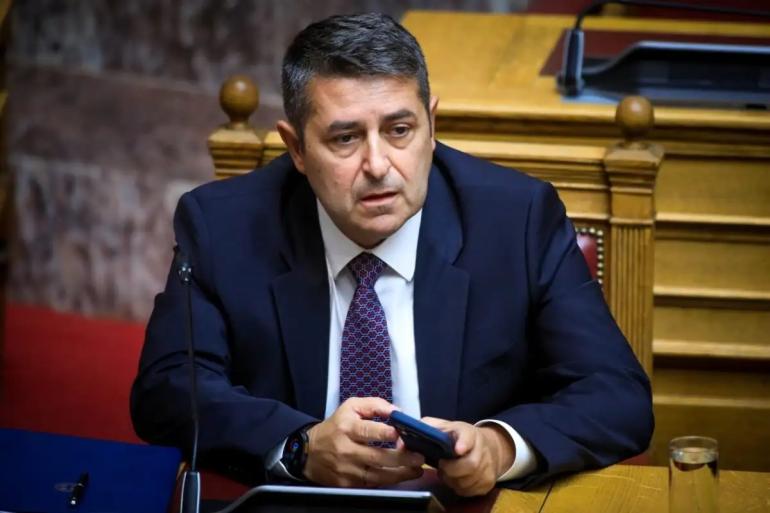 Παραμένει διασωληνωμένος στη ΜΕΘ του Ευαγγελισμού ο Γιώργος Μυλωνάκης