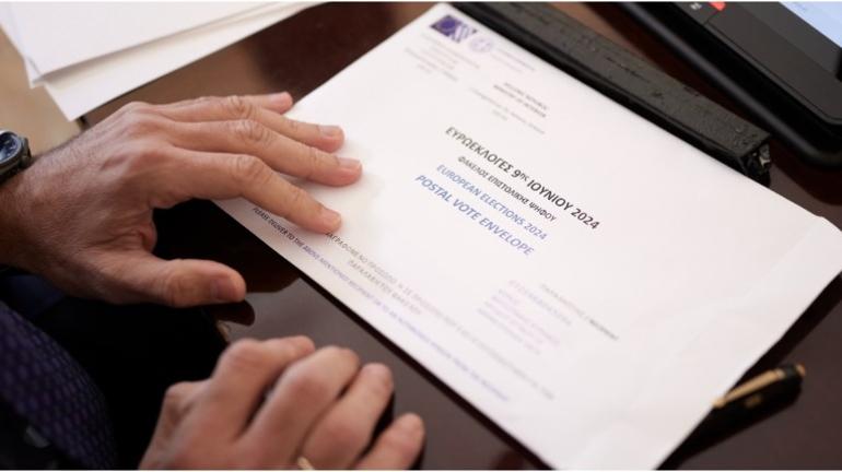 Επιστολική ψήφος: Για δικαίωση μιλά ο ΣΥΡΙΖΑ – Ανοίγει επικίνδυνος δρόμος λέει το ΚΚΕ