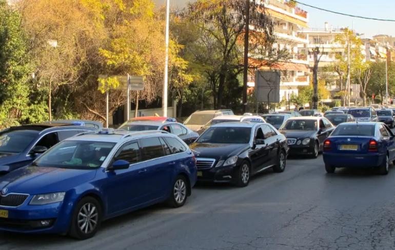 Θεσσαλονίκη: Οδηγοί ταξί θα μεταφέρουν δωρεάν σήμερα από τη Βούλγαρη προς το κέντρο πολίτες που θα συμμετέχουν στις πορείες για τα Τέμπη