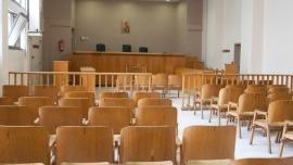 Θεσσαλονίκη: Μήνυσε νεαρούς επειδή την εξύβρισαν όταν διαμαρτυρήθηκε για θόρυβο