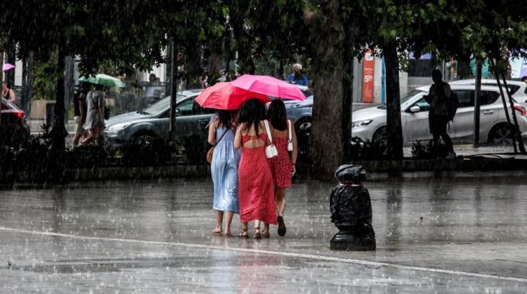 Έρχεται η κακοκαιρία «ΑΤΕΝΑ» με καταιγίδες, κεραυνούς και χαλάζι – Συστάσεις από την Πολιτική Προστασία