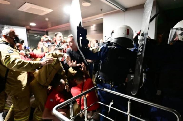 ΗΧΗΤΙΚΟ Status FM Παναγιώτης Ανδριόπουλος - Αντιπρόεδρος του Πανελληνίου Σωματείου Συμβασιούχων Πυροσβεστών Ελλάδος: «Μας υποσχέθηκαν ότι θα έχουμε 12μηνη εργασία»