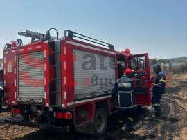Φωτιά στο Ωραιόκαστρο - Μεγάλη κινητοποίηση της Πυροσβεστικής (ΦΩΤΟ)