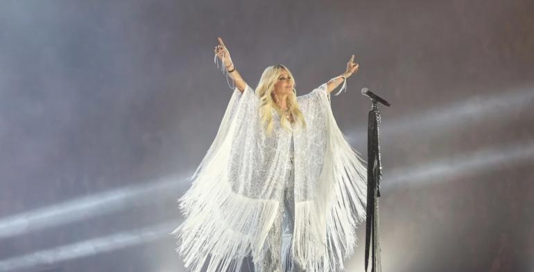 Sold out η αποψινή συναυλία της Άννας Βίσση - 95.000 θεατές στο ΟΑΚΑ