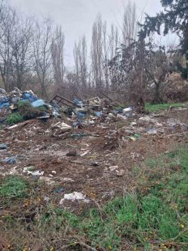 Θεσσαλονίκη: Συνελήφθη 48χρονος που πετούσε ανεξέλεγκτα μπάζα στον Γαλλικό ποταμό