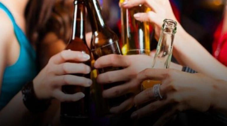 Ιωάννινα: Δύο έφηβες 15 ετών στο νοσοκομείο μετά από κατανάλωση αλκοόλ – Συλλήψεις