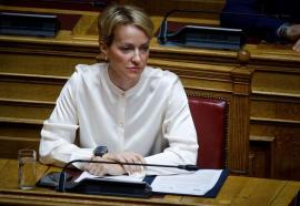 Σδούκου: Ο κ. Τσίπρας είναι αντιμέτωπος με τα δικά του πεπραγμένα